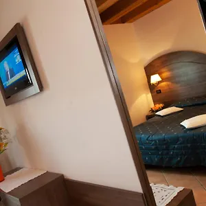Al Poggio Hotel